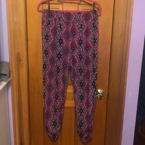 GEOMETRIC JOGGER PANTS